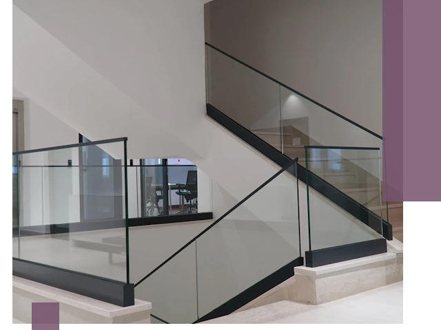 Стеклянные перила премиум-класса с установкой в Курчатове