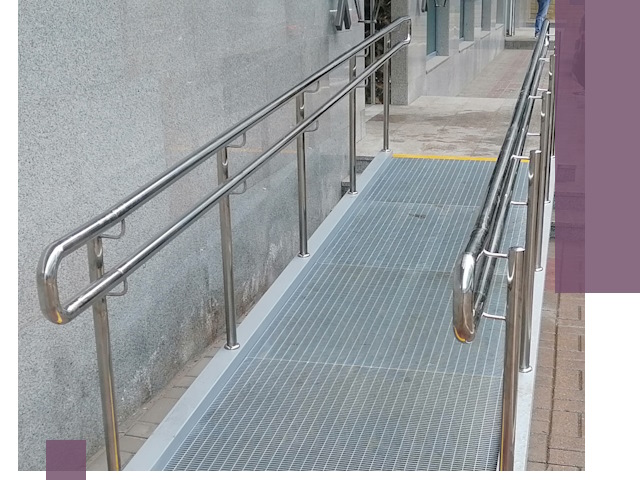 Пандусы для инвалидов в Курчатове — изготовление и монтаж