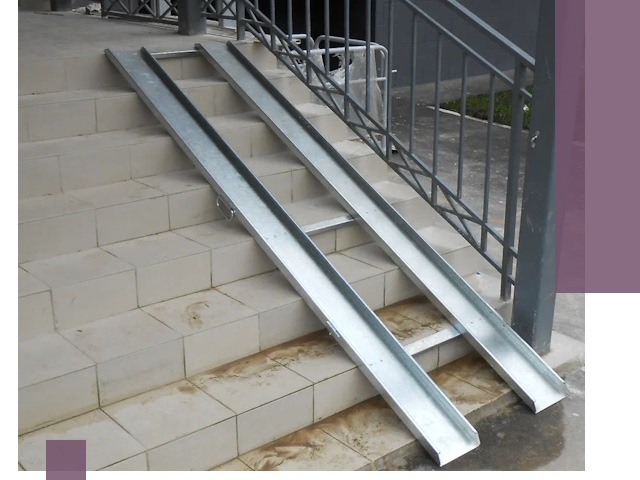 Пандусы для детских колясок в Курчатове: изготовление и монтаж