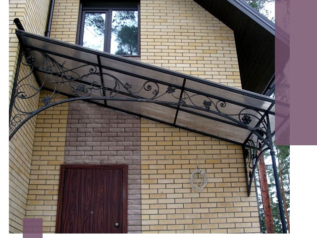 Односкатные козырьки из металла под ключ в Курчатове