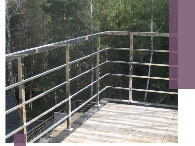 Парапеты из нержавеющей стали в Курчатове — изготовление и монтаж