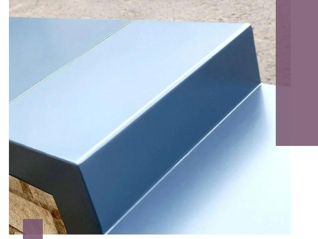 Крышки на парапет в Курчатове: изготовление и монтаж под ключ